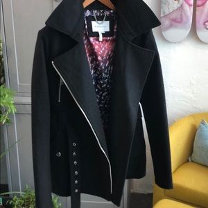 Like new BCBGeneration women’s black jacket. Sz M